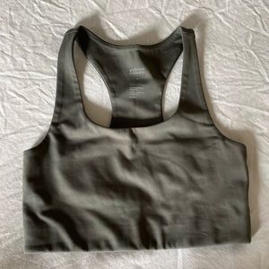 BNWT Girlfriend Collective Paloma Thyme S